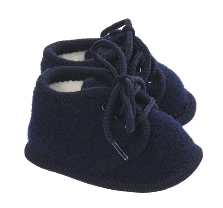 Babypantoffeln mit rutschfester Sohle zum Binden -  Mollig warme Babypantoffel mit kuschlig weichem Innenfutter.Sie zeichnen sich durch die hochwertige Qualit�t (100% Wolle),...