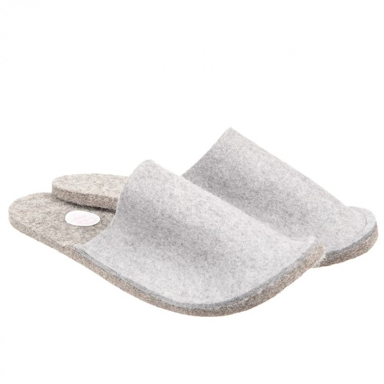 slippers in Milled Wool