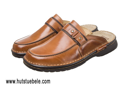 slippers in leather for men