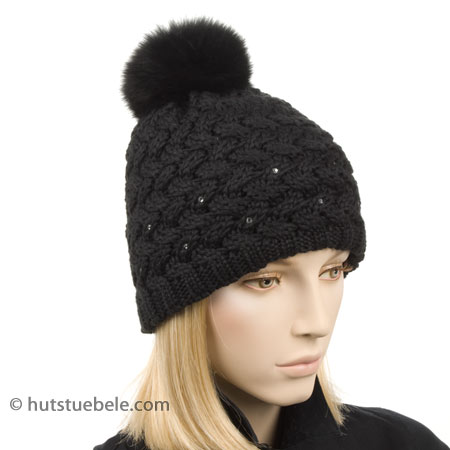 Strickm�tze f�r Damen mit Bommel aus echtem Pelz und Swarovski Strass