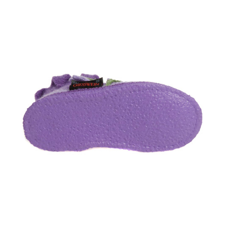 Kinderhausschuhe f�r M�dchen der Marke Giesswein Modell Eibiswald mit Blumen-Applikation