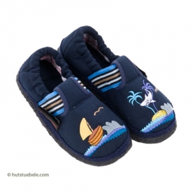 Baumwollhauschuhe f�r Kinder Bernau by Giesswein mit rutschfester Sohle und dezenter Applikation - 