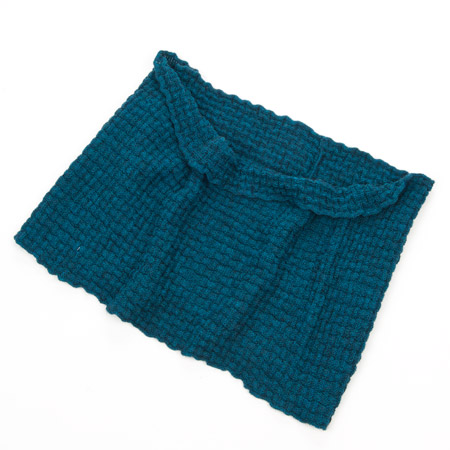 fashionable scarf in wool