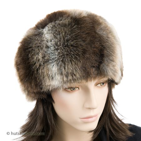 bonnet in artificial fur