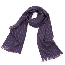 Casual scarf with fringes - 