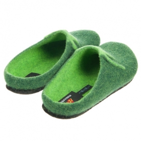 Filzpantoffel Alpha aus Filz mit rutschfester Sohle - Die anziehende Wirkung dieser Pantoffel aus Wollfilz liegt nicht nur in der Bequemlichkeit der klass...