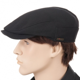 Flat cap with formed shield - WIGENS - A young and dynamic look! This cap, which is offered by Wigens, is especially popular with young and...