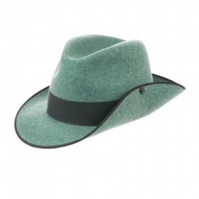 Hat in tyrolean design out of wool felt with a side button and black ribbon - MAYSER - 