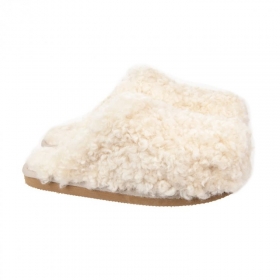Lammfellpantoffel f�r Damen by Shepherd mit fester Sohle und Absatz - Kuschelig weiche Lammfellpantoffeln f�r Sie sind ein guter Tipp f�r den bevorstehenden Winter. Nie w...