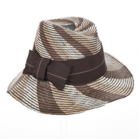 Papierhut Damenhut by �mati breitkrempiger Hut mit breitem Stoffband und Schleife - F�r selbstbewusste Damen ist dieser Amati Strohhut aus festem Papierstroh die quirlige  Alternative ...