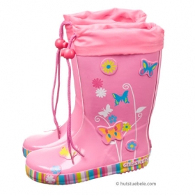 Regenstiefel f�r M�dchen Oberau by Giesswein mit Schmetterling Motiv und verstellbaren B�ndchen - Trendig, praktisch, schick! Gummistiefel sind bei Kindern immer wieder sehr begehrt. Erst recht, wen...