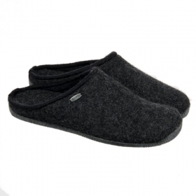 Slippers model Ilsfeld by Giesswein - 