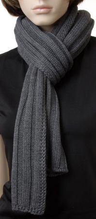 Knitted scarf for men and women