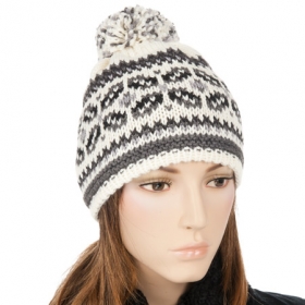 Strickm�tze mit Bommel und Fleecefutter - Kr�ftige Farben und eine passende Bommel machen den optischen Wert dieser sch�nen und praktischen St...