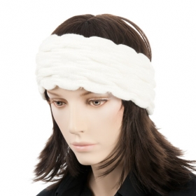 Strickstirnband f�r Damen breiter Ohrensch�tzer  - Besonders sportliche Damen werden dieses schicke Stirnband in der gestrickten Qualit�t aus einem ang...