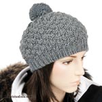 cap with pom pom - 