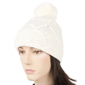 cap with wool bobble - 