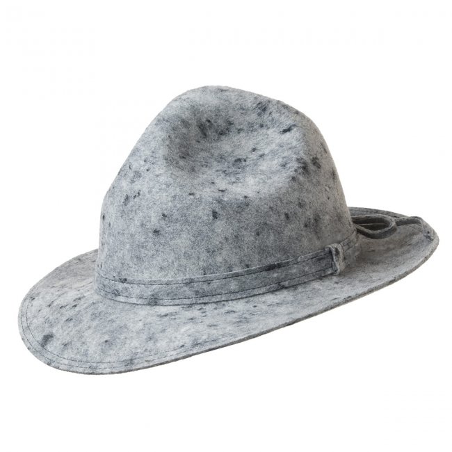 Hat out of wool felt in tyrolean design by HUTTER