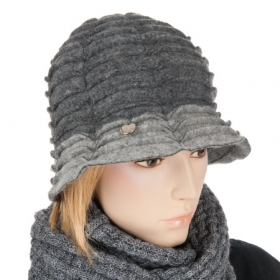 ladies hat model CLoche - 