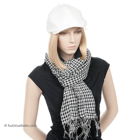 Checkered summer scarf with fringes for women