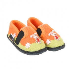 nice children slippers with application - 