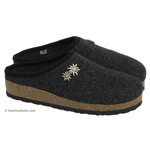 slippers for women with edelweiss application - The slippers for women with the classical form of a slipper have been always the most preferred. Als...