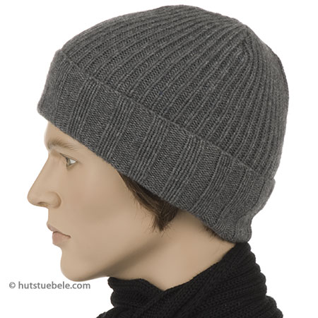 knitted cap out of wool and cashmere