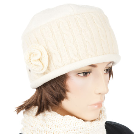 cap for woman in milled wool