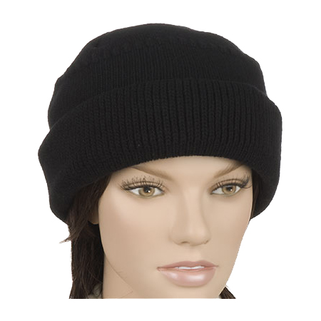 Comfortable knitted cap for woman