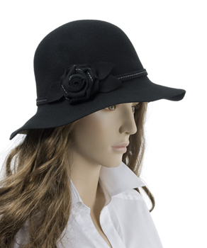 broad hat
