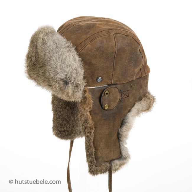Pilot cap in leather and warm rabbit 