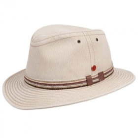 cappelli tessuto /