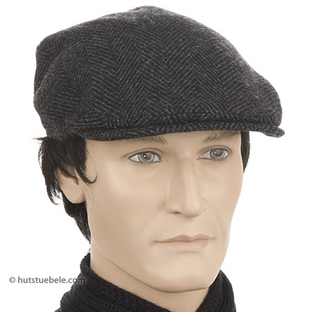 flat cap for men in classic design