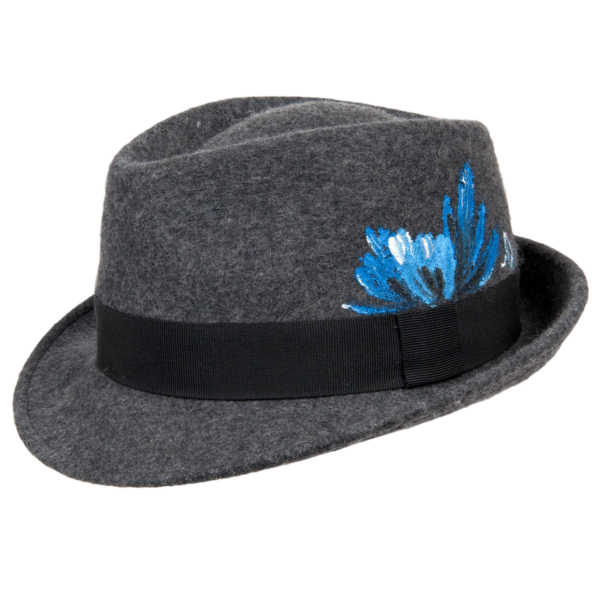 a trilby hat